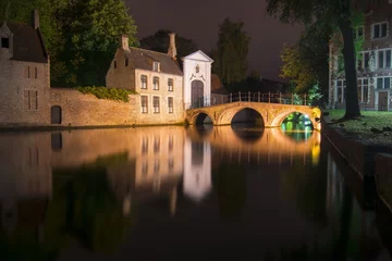Fototapeten Lake of Love at night in Bruges, Belgium © Mistervlad
