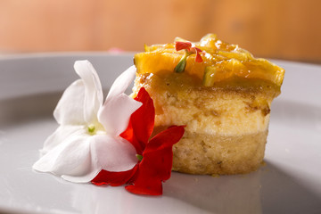 cheese cake with carambola jelly