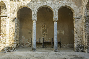 Fototapeta na wymiar arch of the atrium Euphrasian basilica