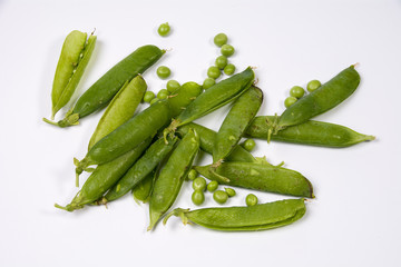 Ripe peas in their pod
