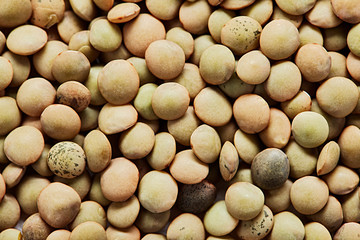 Berglinsen, bildfüllend