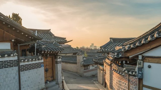 Sunrise timelapse at Seoul Bukchon Hanok Village, Seoul, South Korea 4K Time lapse