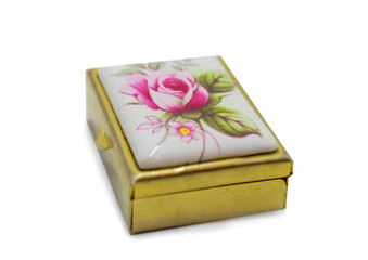 casket, vintage, white, isolated, ceramic, porcelain, small, box, jewelry, background, design, china, beautiful, decoration, old, retro, decorative, ornament, antique, gift, container, treasure, souve