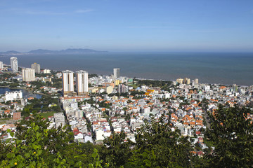 Fototapeta premium VIETNAM, VUNG TAU, NOVEMBER 2017 - VungTau City, top view , panorama.