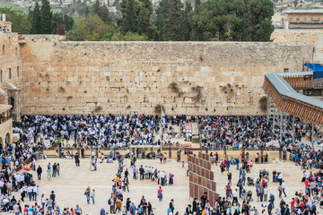 Obraz premium Western Wall and Dome of the Rock in the old city of Jerusalem, Israel.