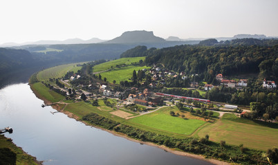 Fototapeta na wymiar Elbe river and Oberrathen village. Germany
