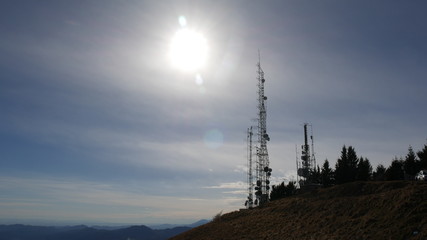 Antenne trasmettitori di montagna
