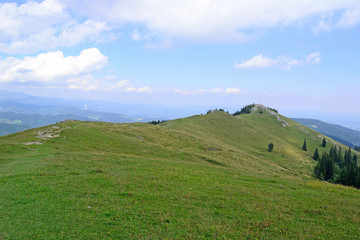 Fototapeta na wymiar View of mountains near Kainach, Austria