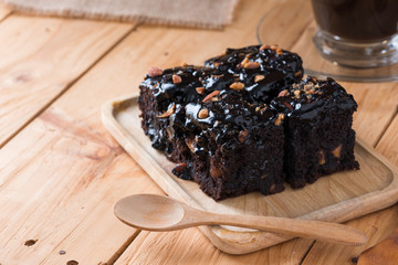 Chocolate brownie with almond topping