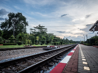 Fototapeta premium railwat at the little train station