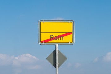 Ortsschild mit dem Wort Rain, Bayern, Deutschland