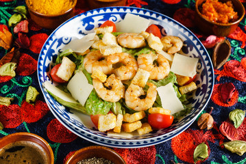 salad with shrimps