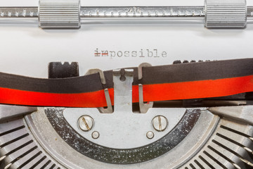 possible impossible sur machine à écrire manuelle vintage 