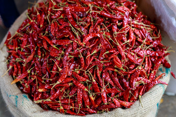 piment rouge dans un sac