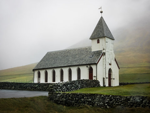 F&auml;r&ouml;er Inseln - Kirche von Vidareidi -Vidoy