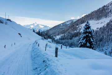 Schneefahrbahn Bergstraße