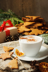 Obraz na płótnie Canvas Christmas breakfast with coffee and gingerbread