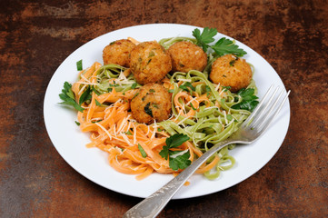 Spaghetti with cheese and meatballs
