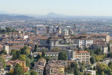 Fototapeta na wymiar Bergamo - panorama dal colle di San Vigilio
