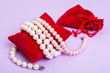 Pearl jewelry for women