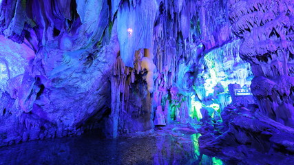 Cueva de la Flauta de Caña en Guilin, China