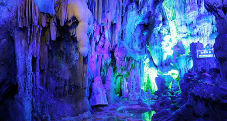 Cueva de la Flauta de Caña en Guilin, China
