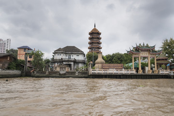 Temple along Chao Phraya River, Bangkok © Betty Sederquist