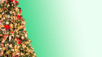 Decorated christmas tree in hero header format