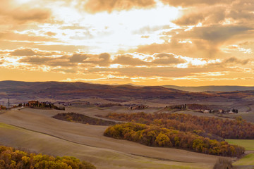 Fototapeta na wymiar Tuscan landscape in autumn