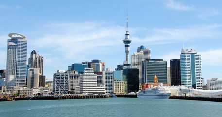 Waterfront in a sunny day in Auckland, New Zealand.  - obrazy, fototapety, plakaty
