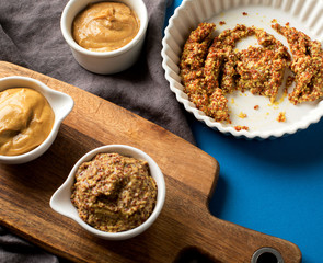 Different kinds of mustard