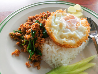 rice with stir-fried of pork and basil leaf
