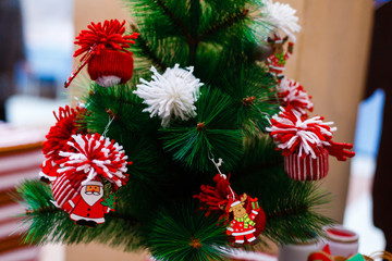 decor of thread on the Christmas tree