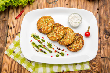 veggie burger with spinach and vegetables