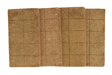 bricks of herb, briquettes of herb, bar of herb, herbal bars, briquettes of  nettle,  desiccated leaves, desiccated leaves of nettle, dried nettle, bars of desiccated leaves of nettle