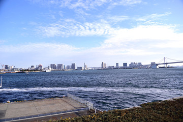 竹芝埠頭波止場と東京湾