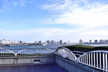 竹芝桟橋 ベイエリア都市風景