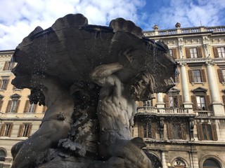 Fontana dei Tritoni a Trieste in Italia
