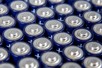 Composition with alkaline batteries