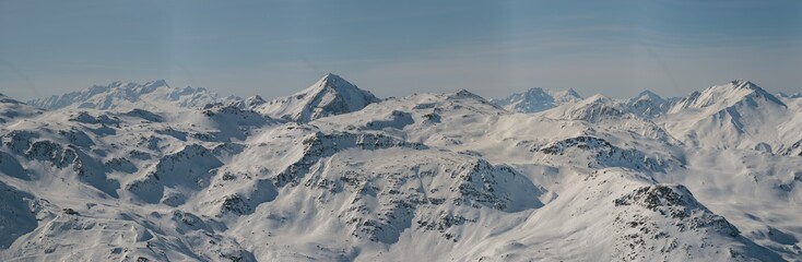 Fototapeta na wymiar mountains in Alps