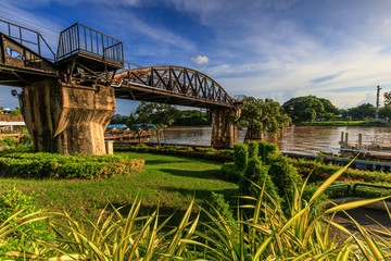 Fototapeta na wymiar River Kwai railway bridge, The bridge of history world war 2 in Kanchanaburi province, Thailand.