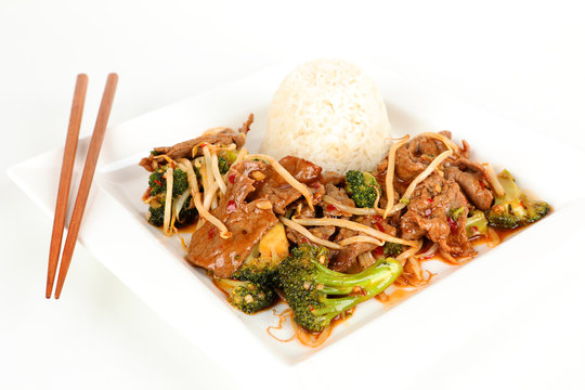 asiatisches Rindfleisch mit Brokkoli