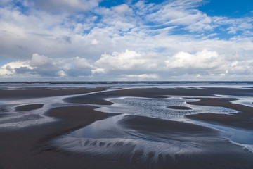 Wolkenformation über der Küste