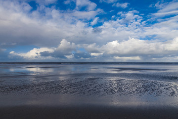 Wolkenformation über der Küste