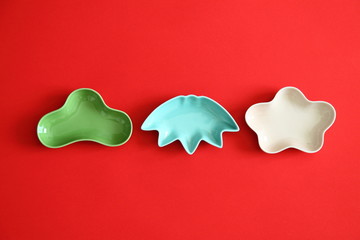Japanese Colorful Pottery - Japanese traditional design-shaped plates : pine, bamboo, plum