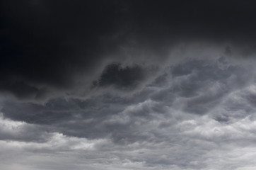 Obraz premium Rain clouds, a dramatic sky