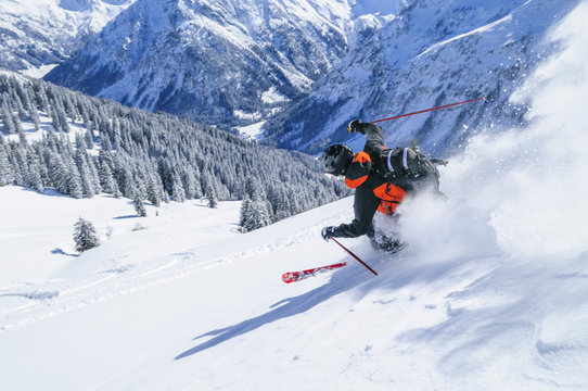 dynamisch unterwegs mit Telemark-Skiern
