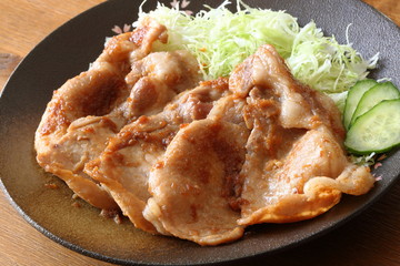 豚肉の生姜焼き　Sauteed pork with ginger sauce