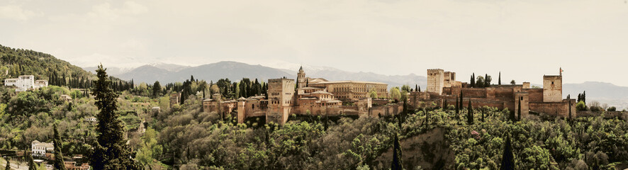 Fototapeta na wymiar Alhambra, old Arabic palace and fortress complex. Granada, Spain
