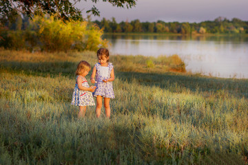 girls play the field, the general plan